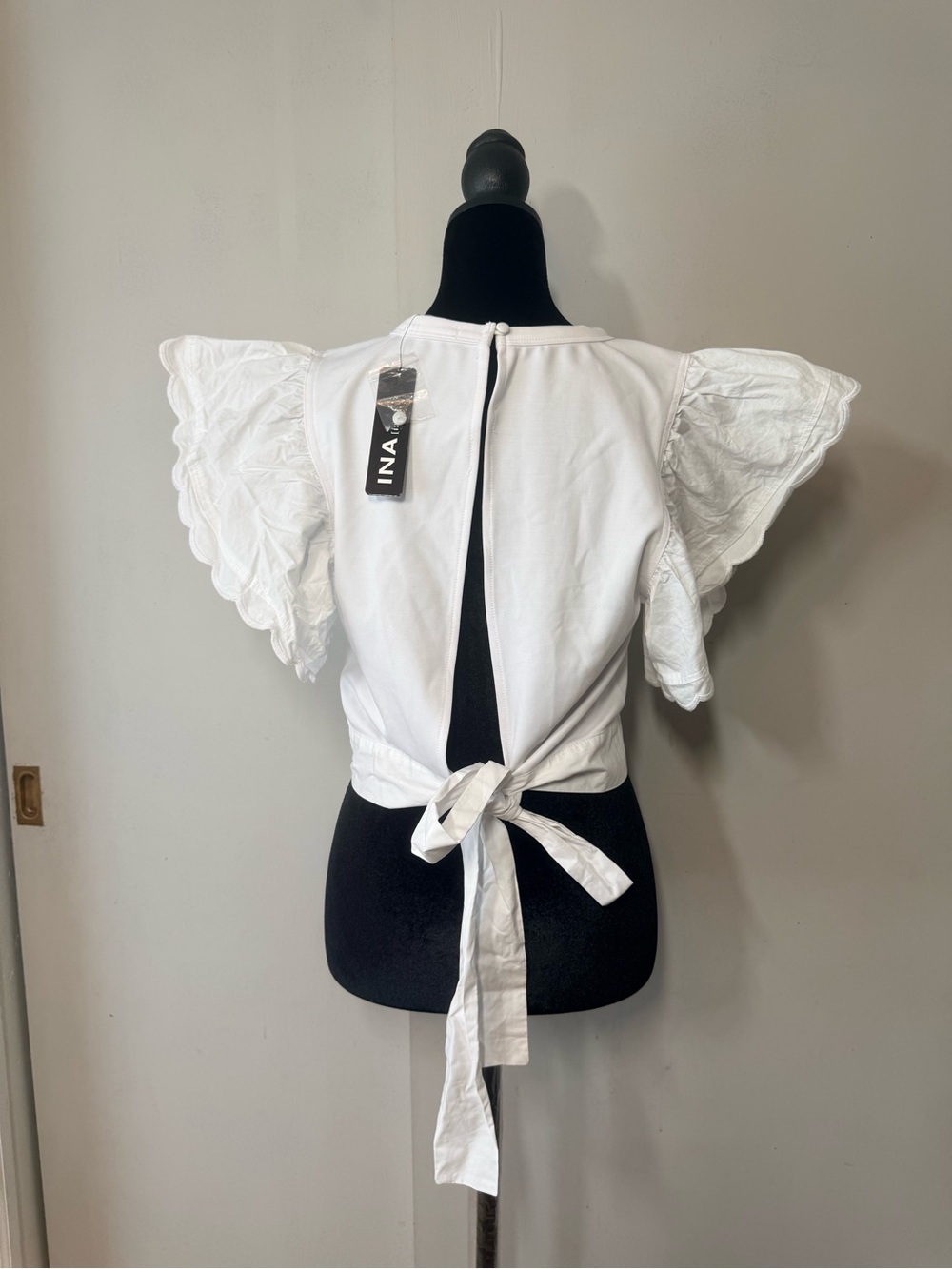 Ina White Puff Sleeve Cropped Blouse - Picture 2 of 5